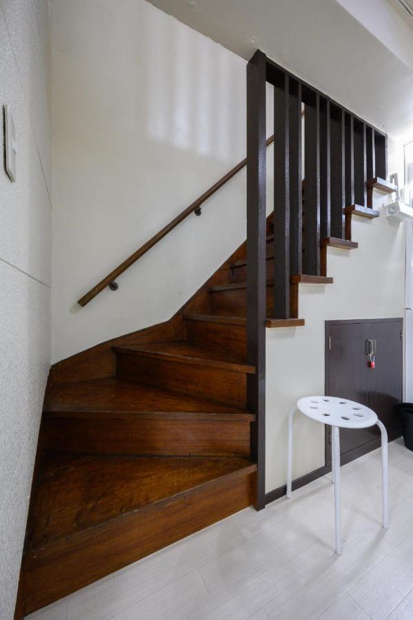 טוקיו Premier Suite Shinjuku Akebonobashi Front מראה חיצוני תמונה